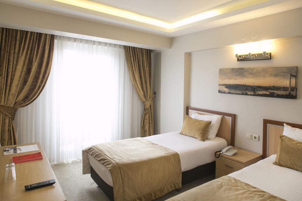 Martinenz Istanbul