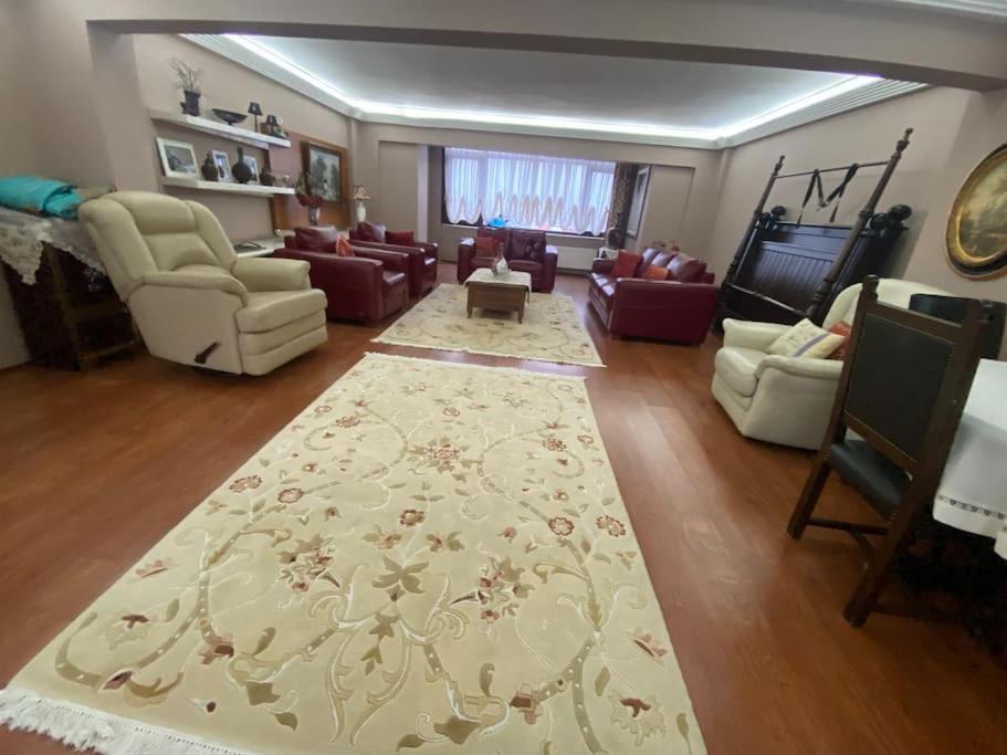 Holiday home Bogaz'inda, Bahceli, 5 Katli Villa-500m2