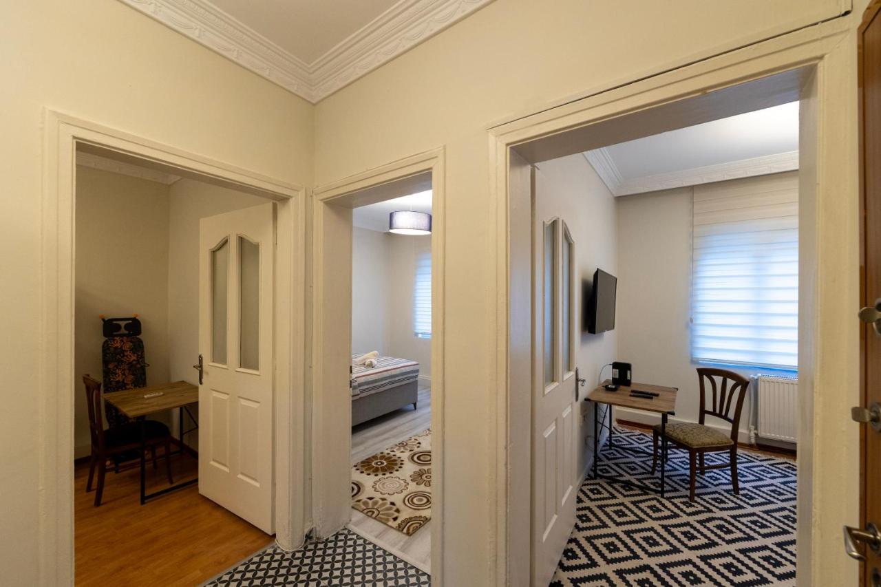 In The Centre Of Taksim And Galataport 3 Bedrooms In Apartment
