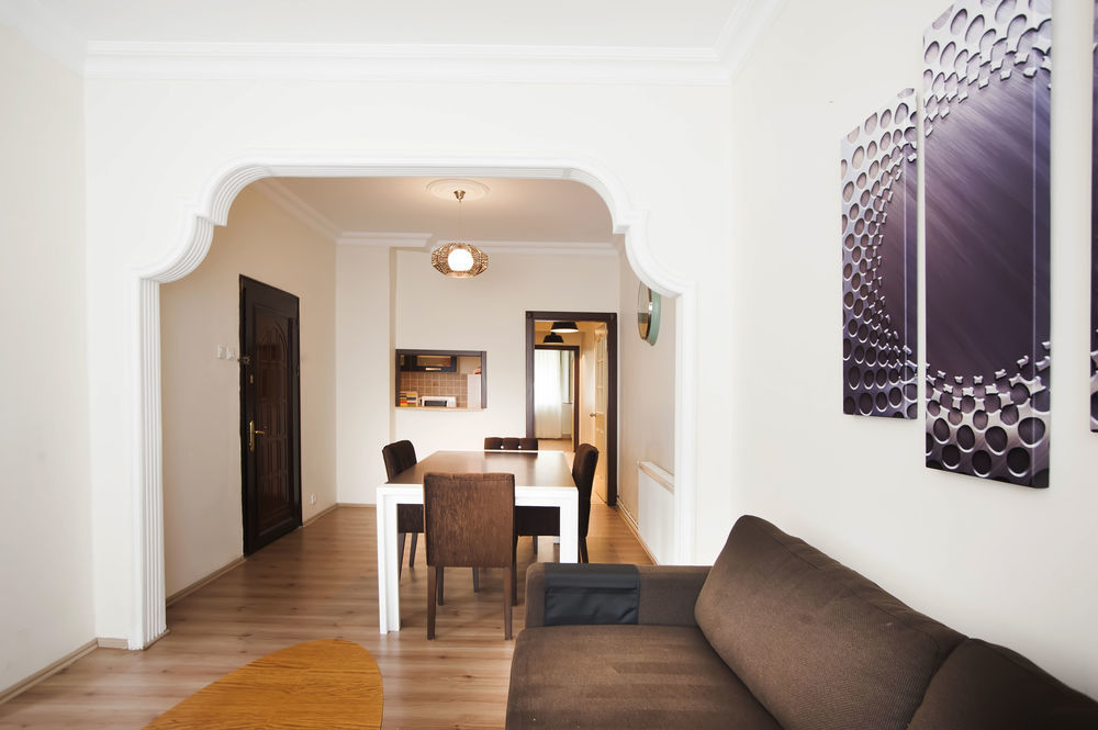 Blueway Aparthotel 3*