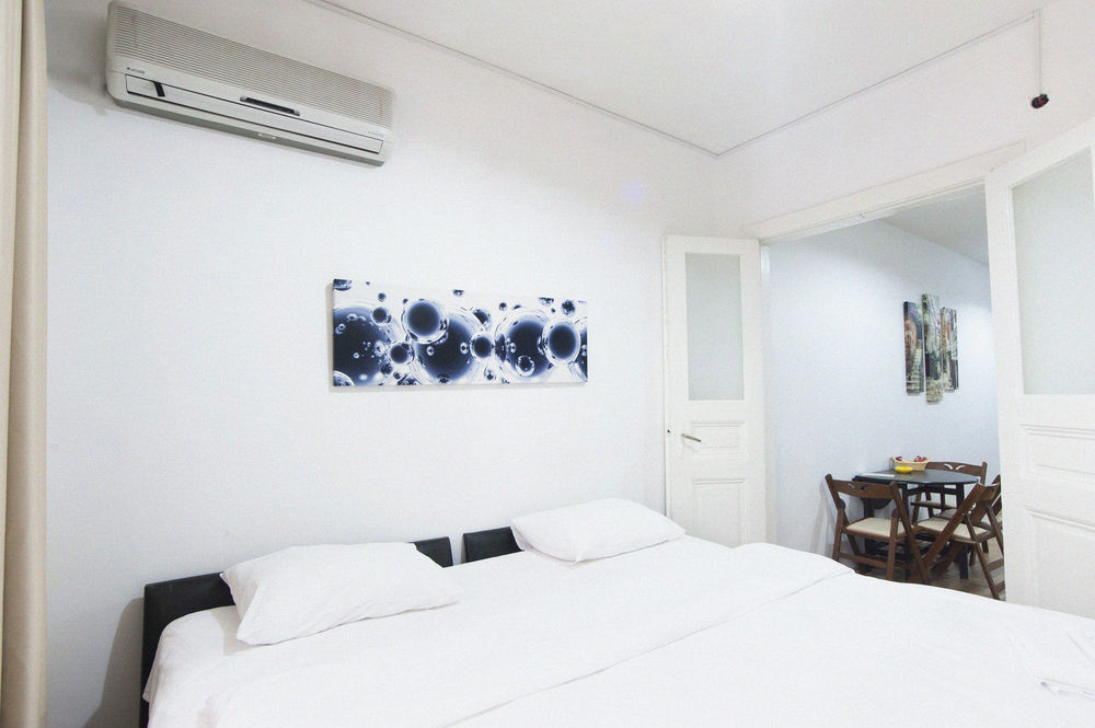 Blueway Aparthotel 3*