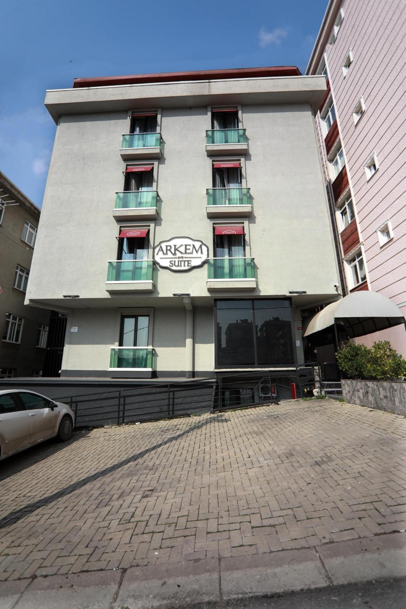 Hotel Arkem Deluxe 2*