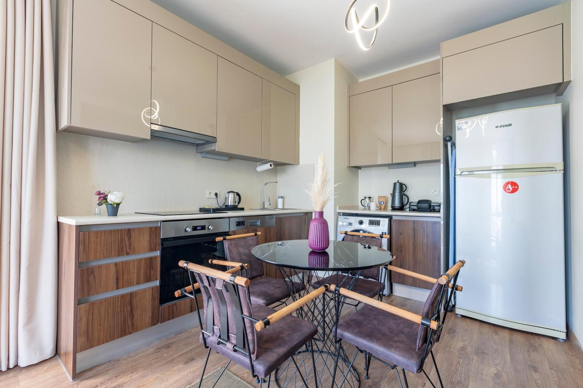 212 Outlet Karsisinda Lux N7 Apartment *