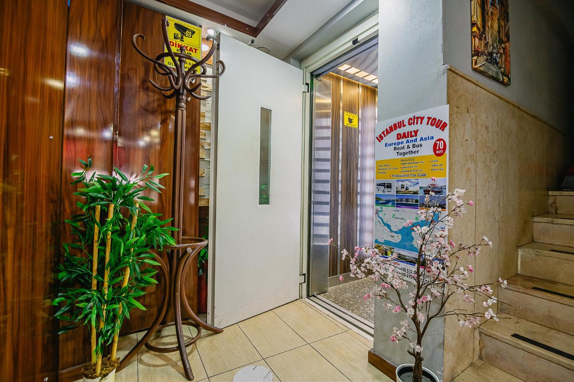 Aparthotel Galataport Flat Company 2*