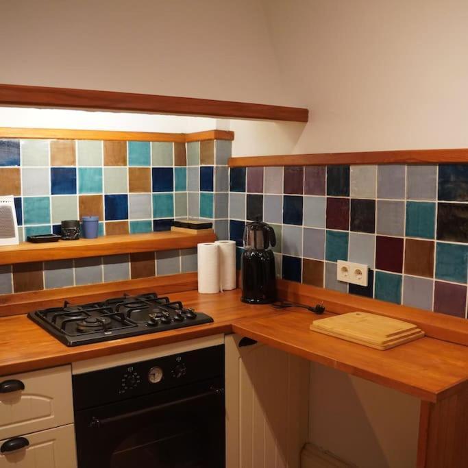 Galata Kulesi Yakininda Genis 3+1 Tarihi Apartment
