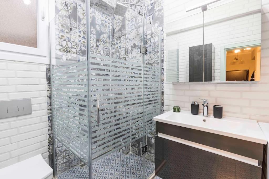 Luxury & Spacious 1br Near Cvk Bosphrous Taksim Apartment Istanbul