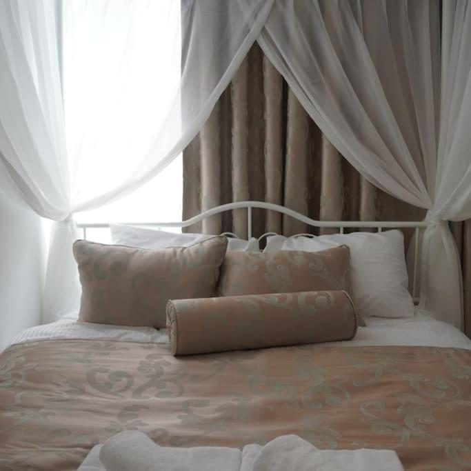 Galata Kulesi Yakininda Genis 3+1 Tarihi Apartment *