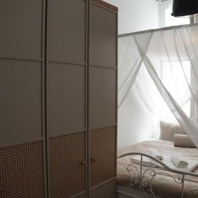 Apartment Galata Kulesi Yakininda Genis 3+1 Tarihi Istanbul