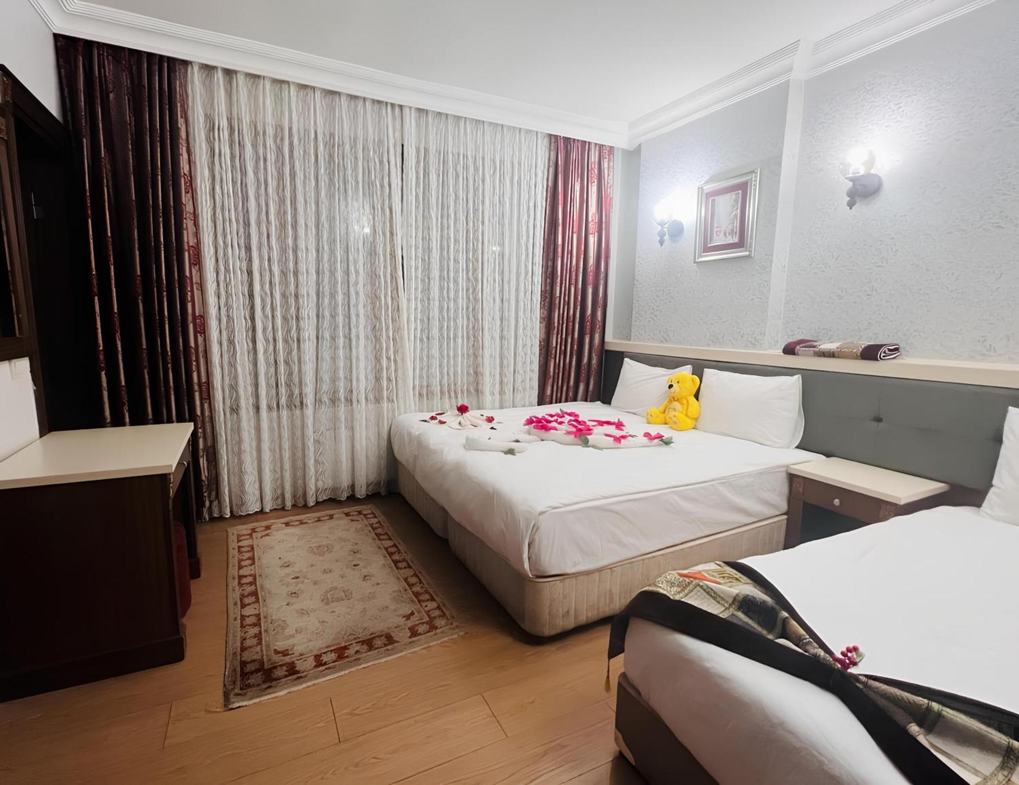 Maritime Hotel
