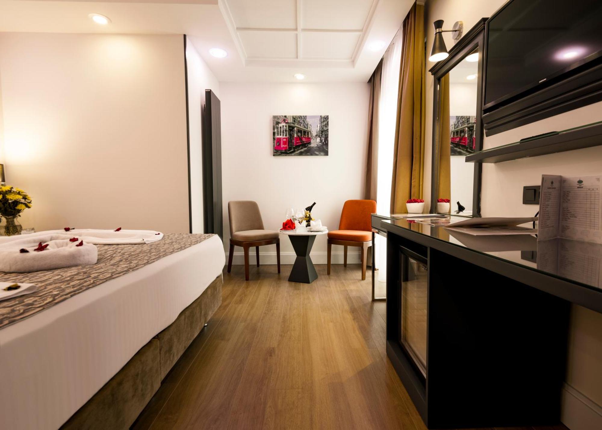 Hotel Antusa Design & 4*