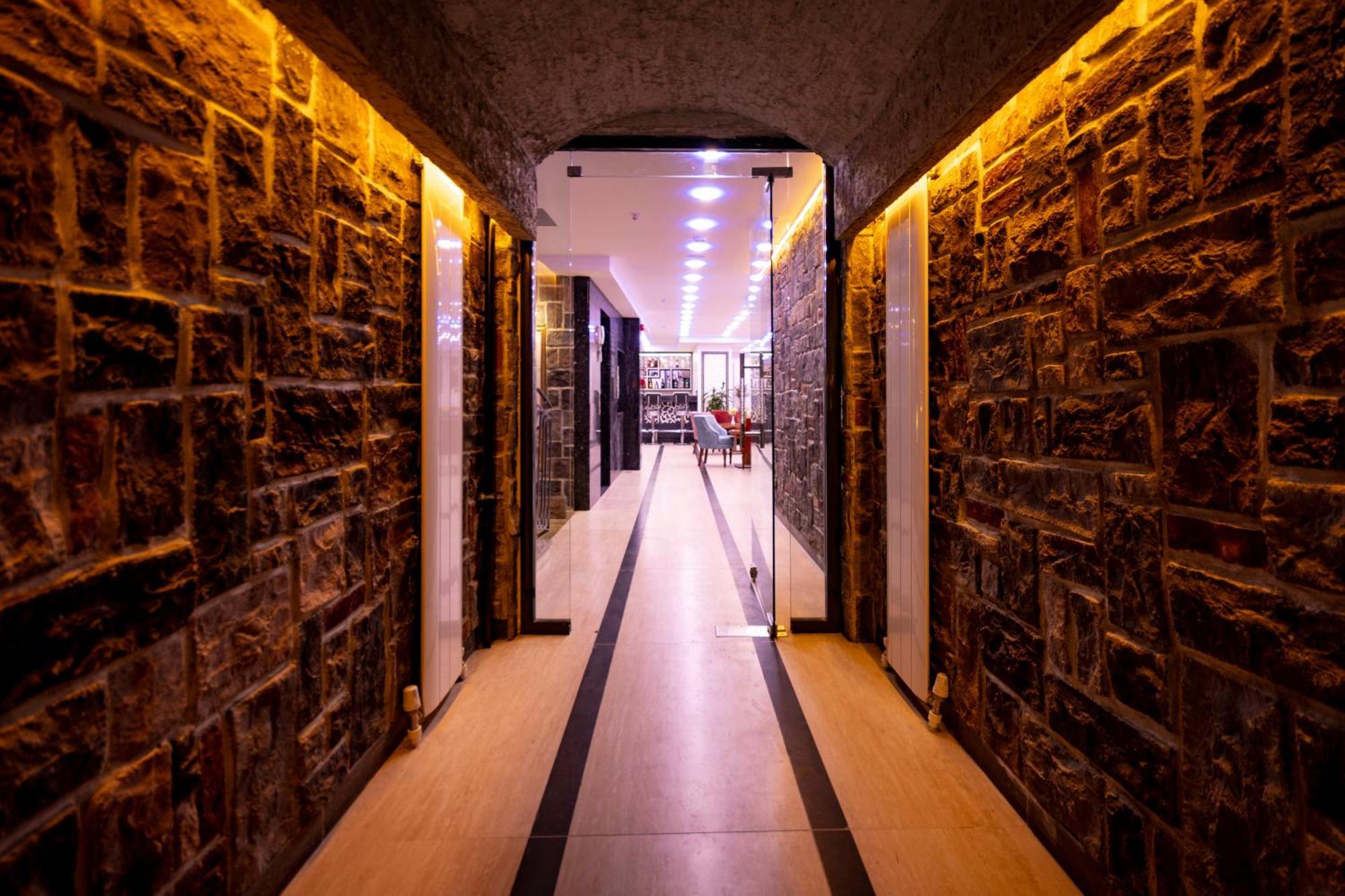 Antusa Design & Hotel 4*