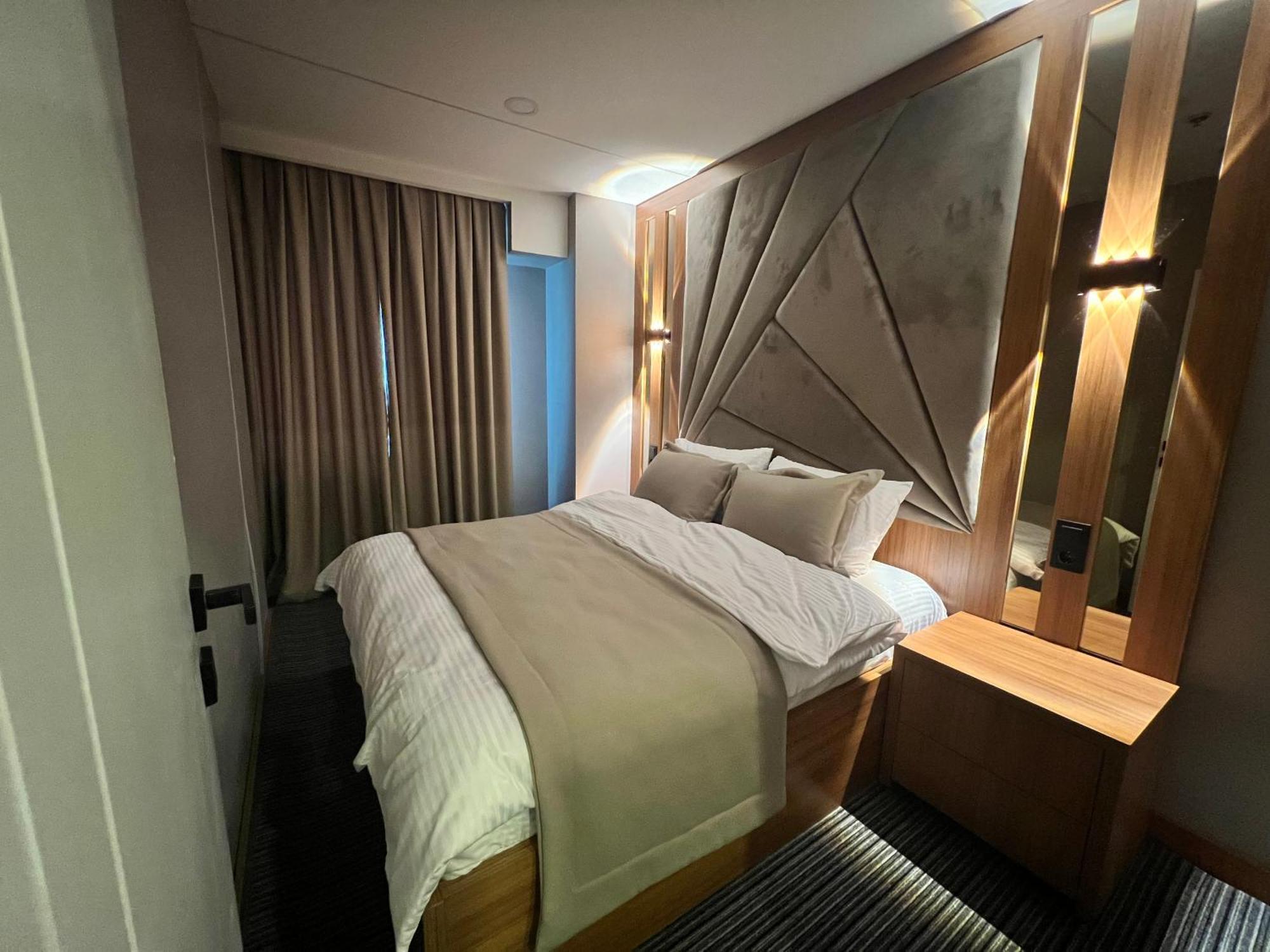 Vipinnhotels *