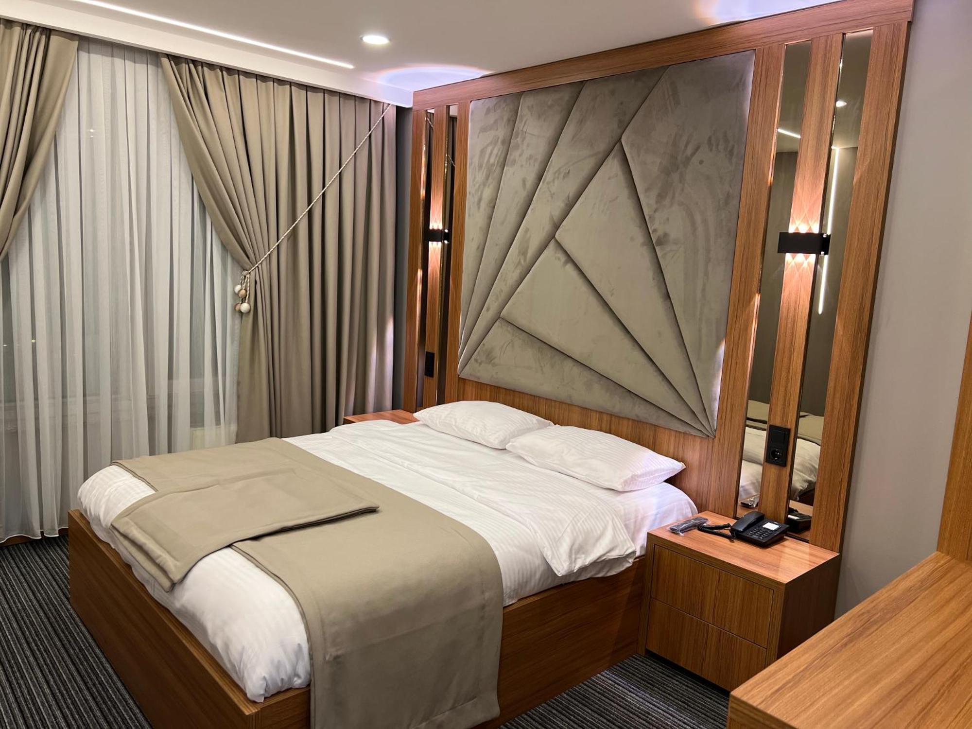 Vipinnhotels Hotel
