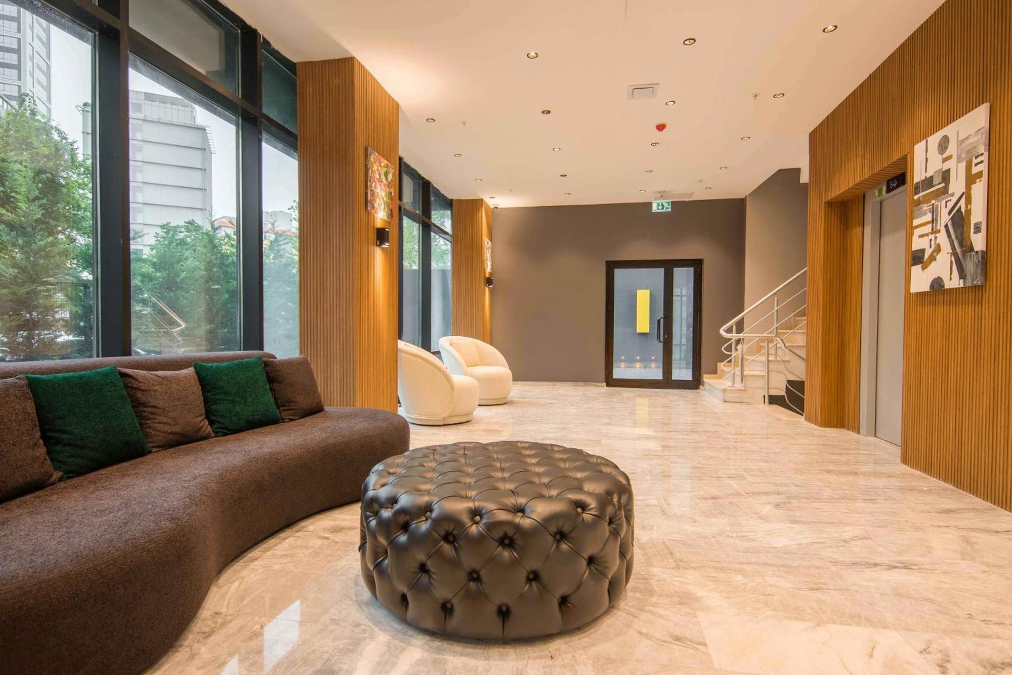 Sherlock Homes 4*