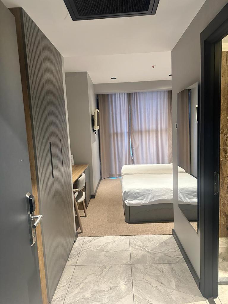 Sherlock Homes Hotel