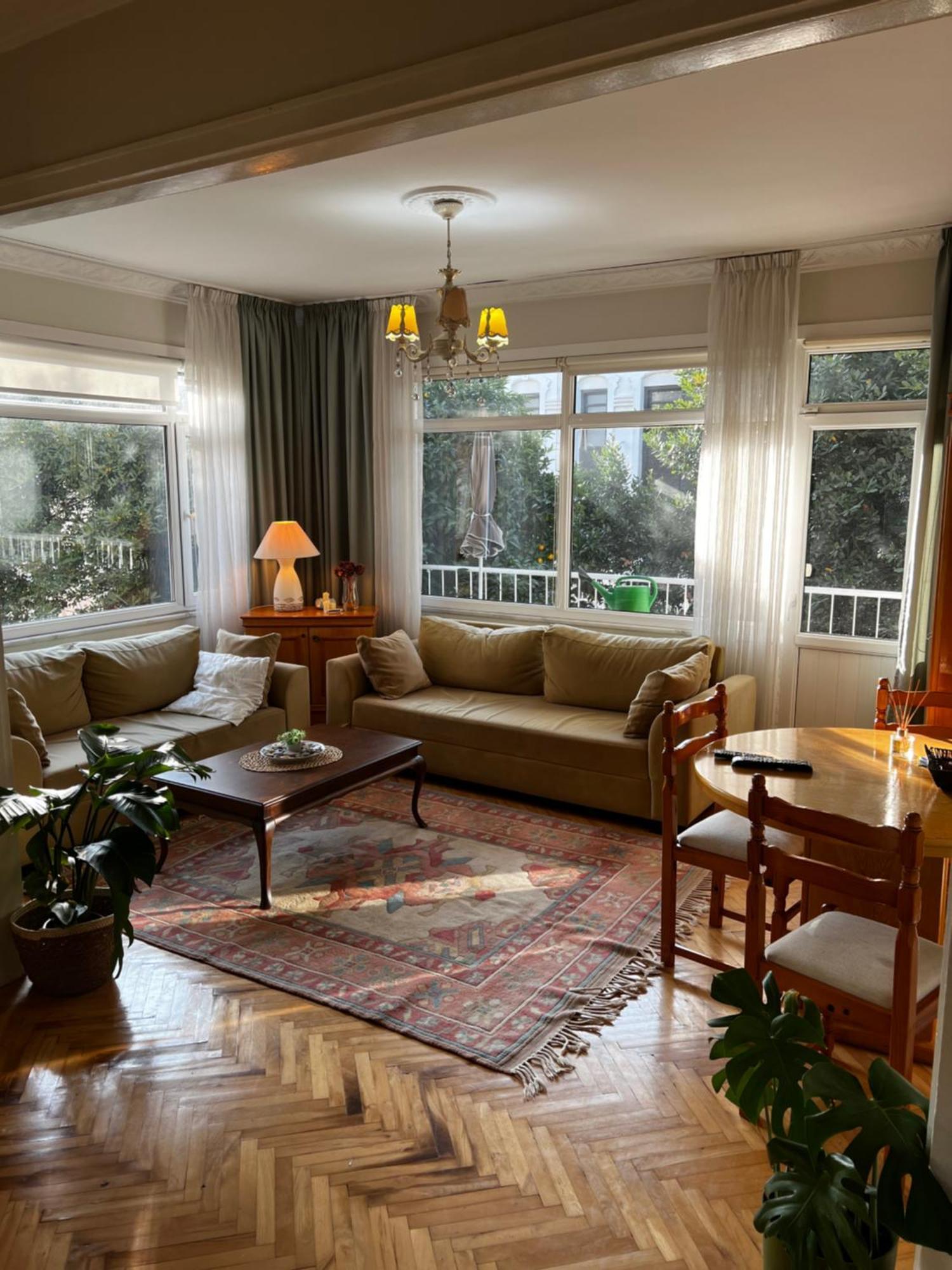 Very Close To Bosphorus, Beautiful 2 1 Salon Flat, Excellent Location Apartment