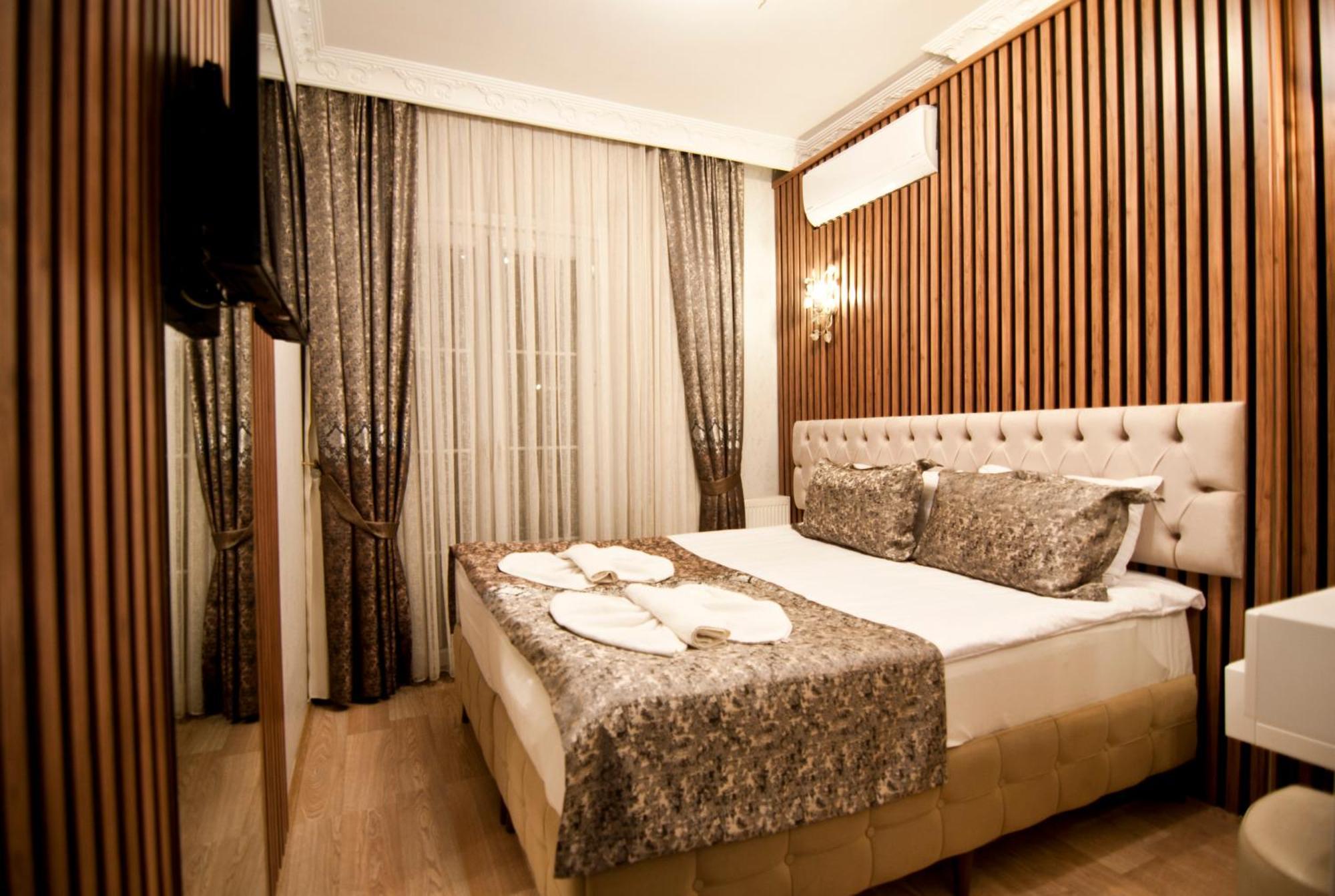 Broken Column Hotel Istanbul