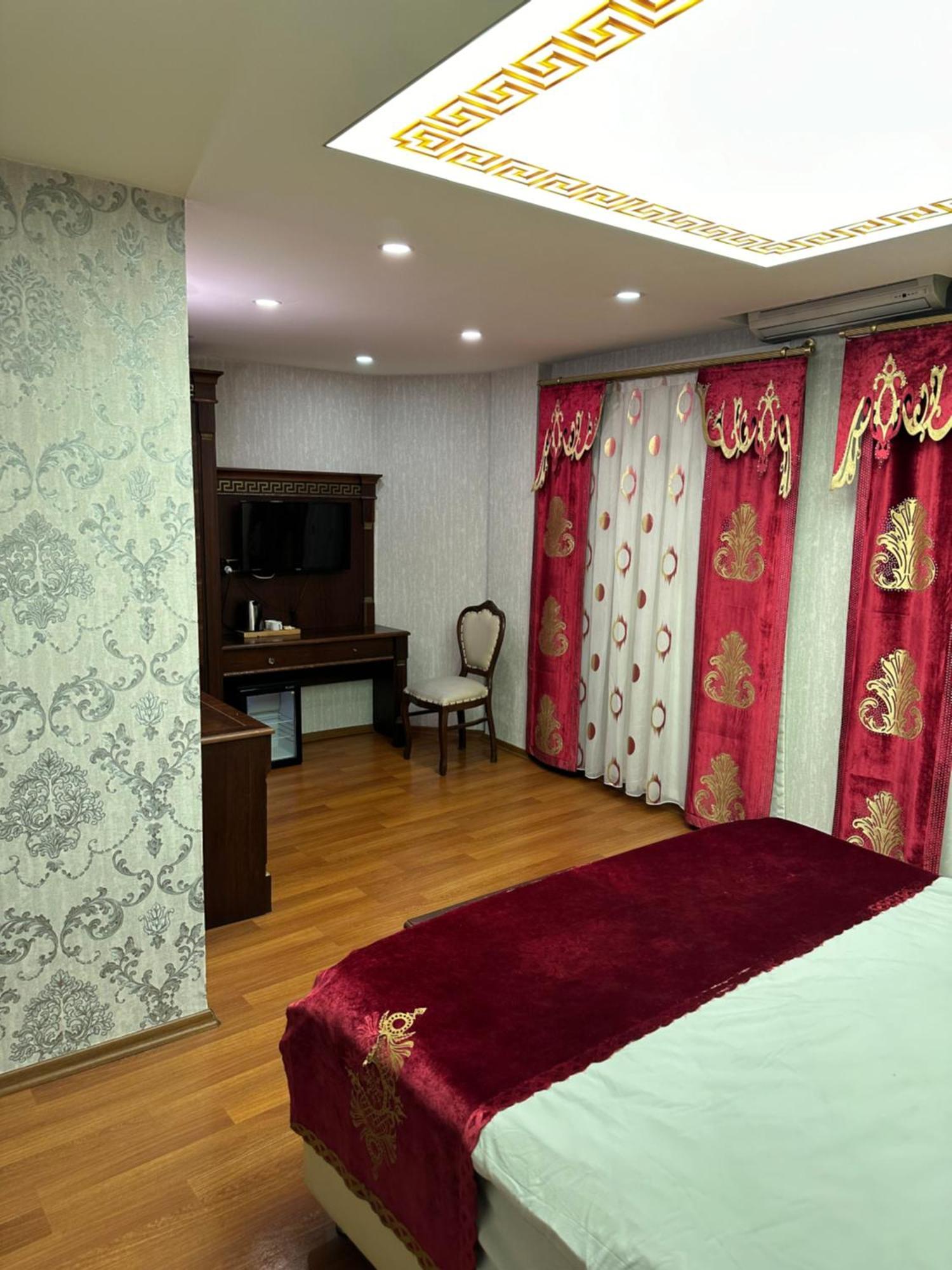Hotel Napolyon 3*