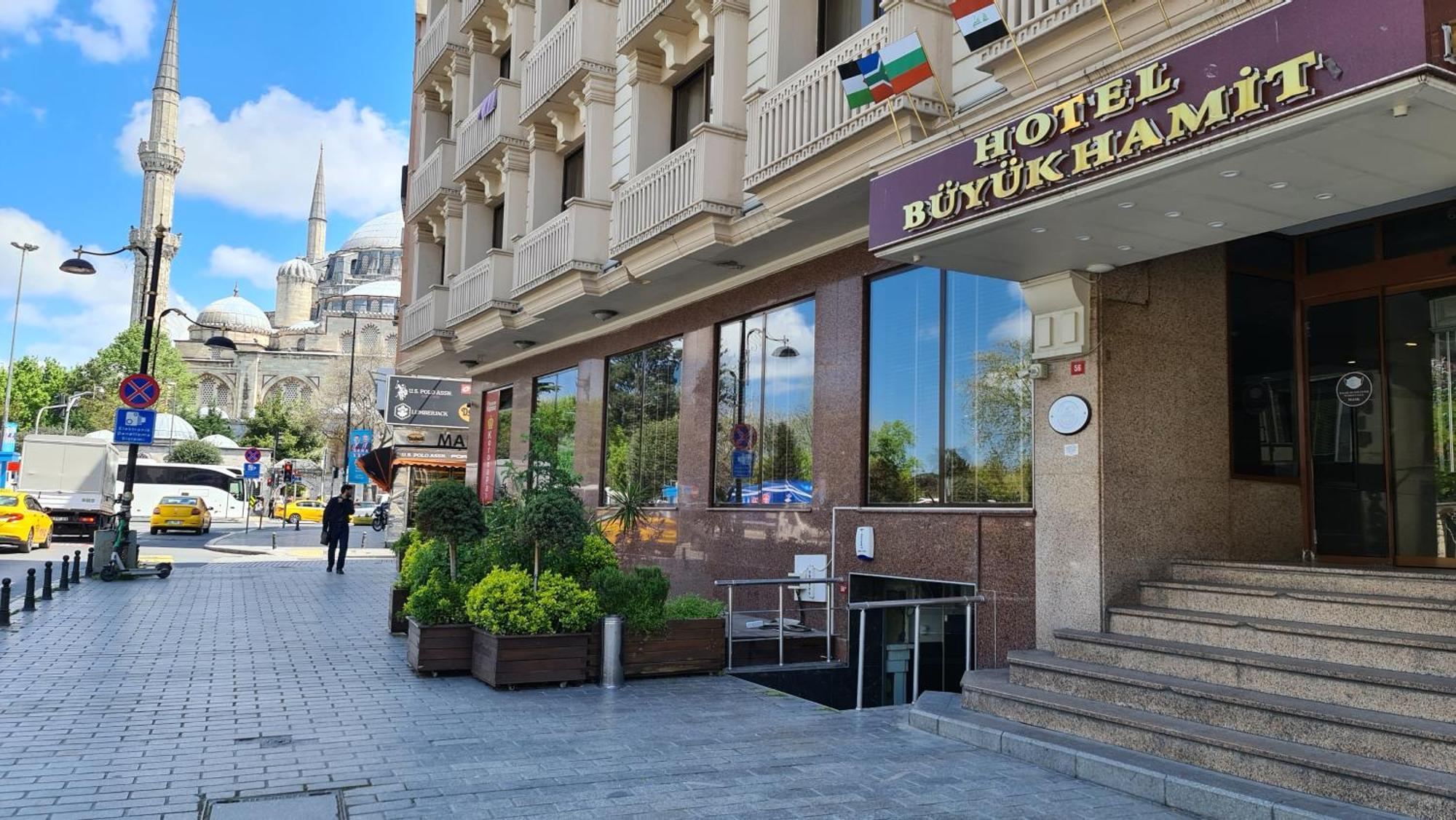 Buyuk Hamit Hotel 3*