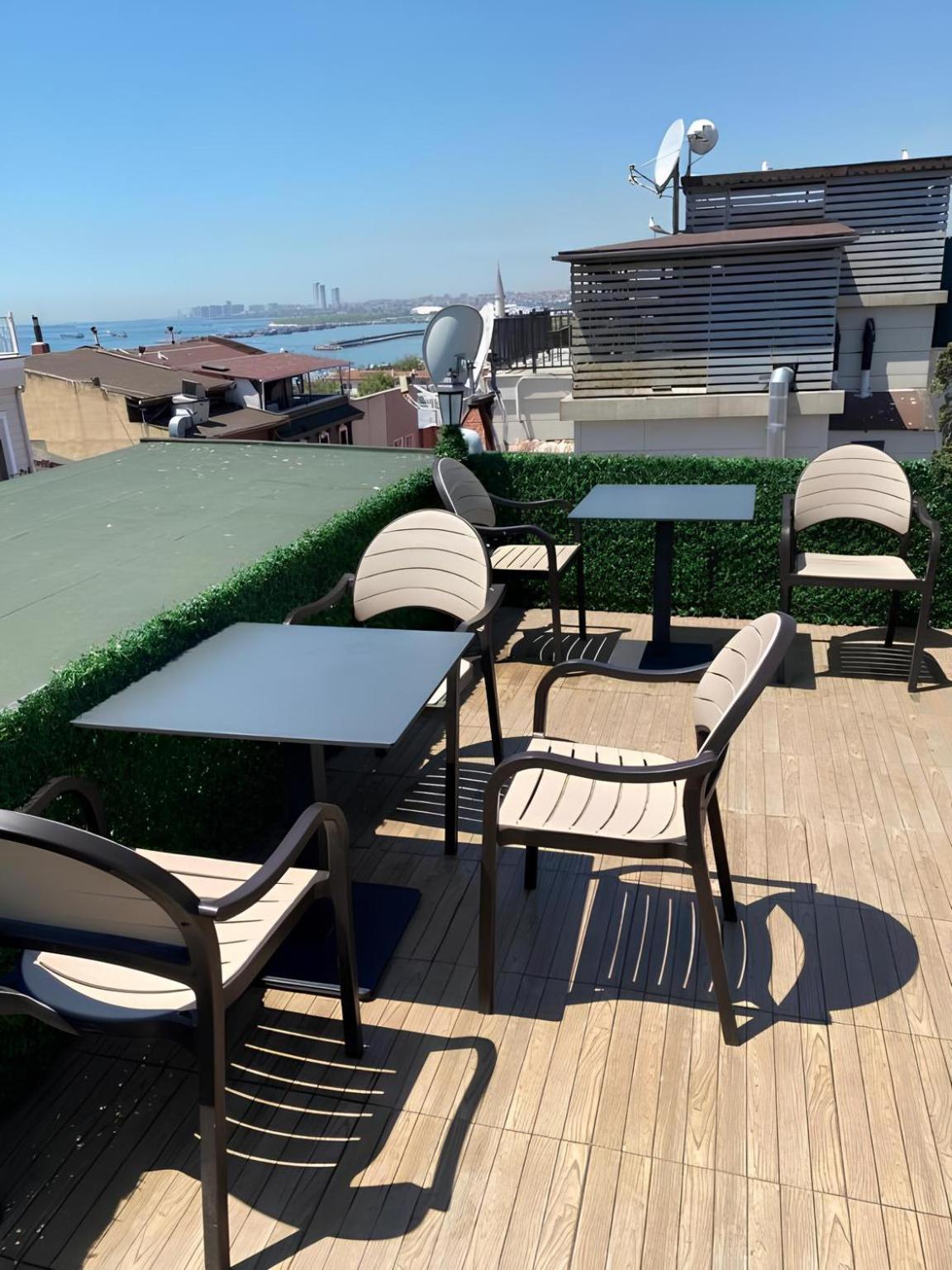 Hotel Maritime 3*