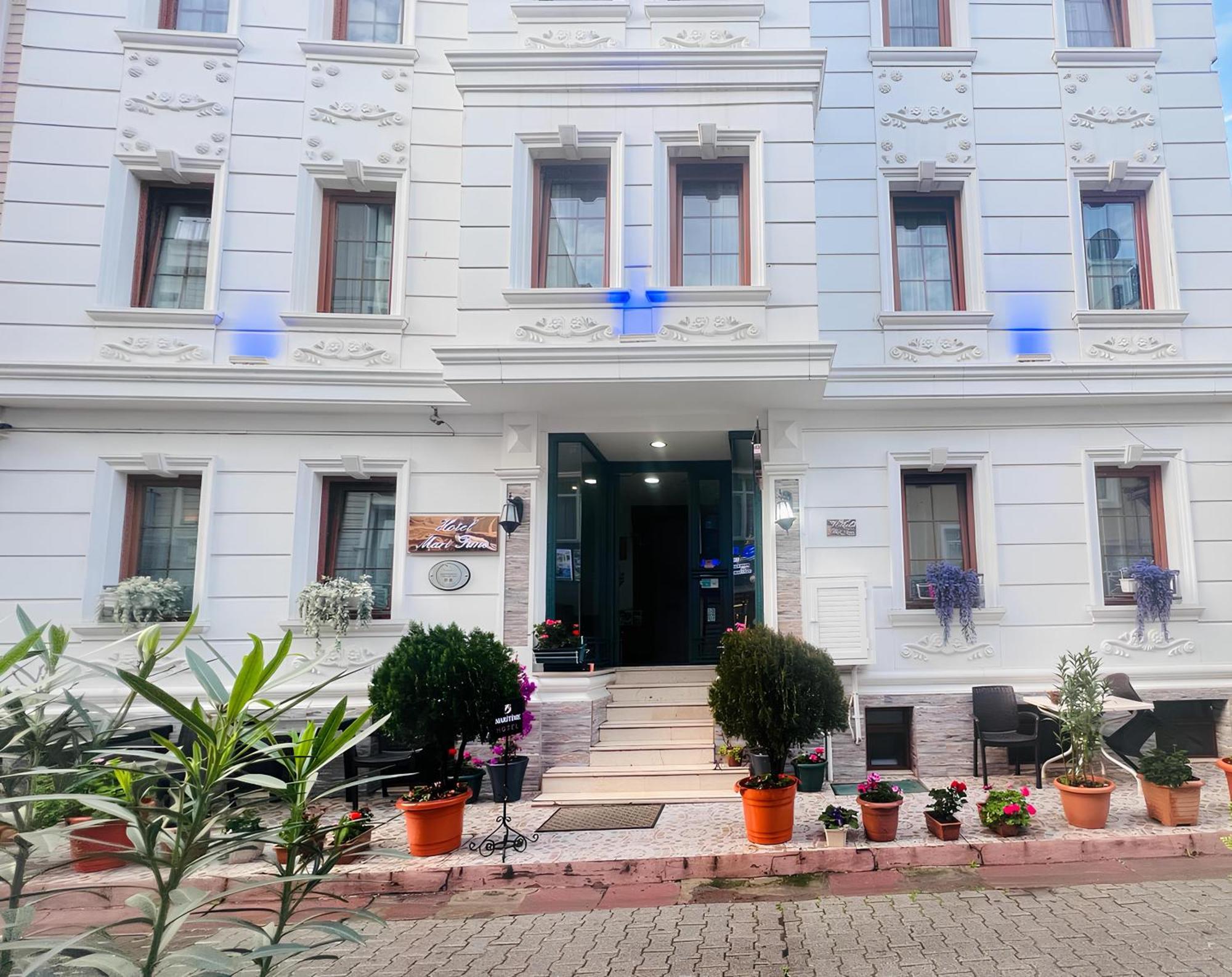 Maritime Hotel