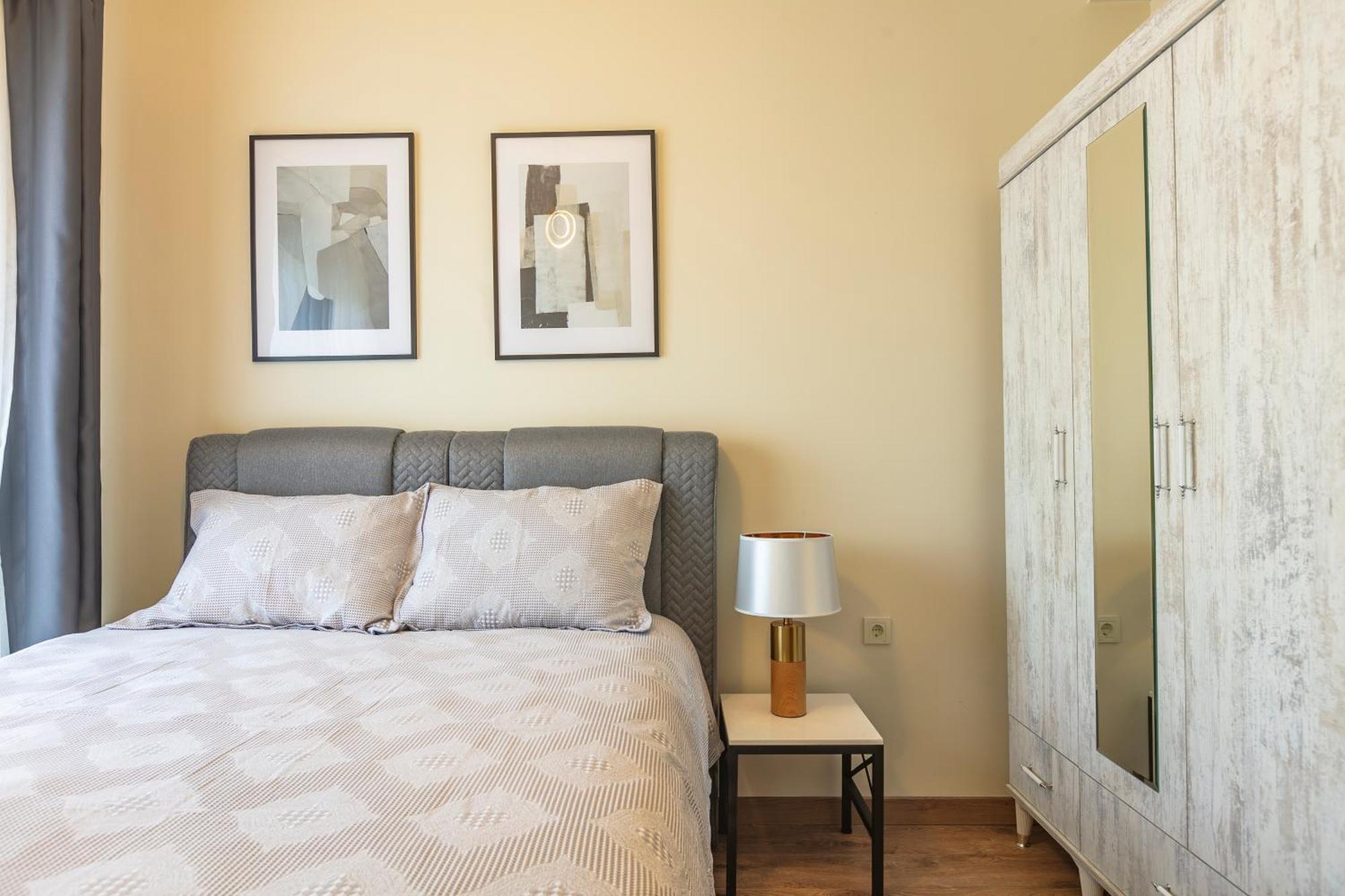 212 Outlet Karsisinda Lux N7 Apartment *