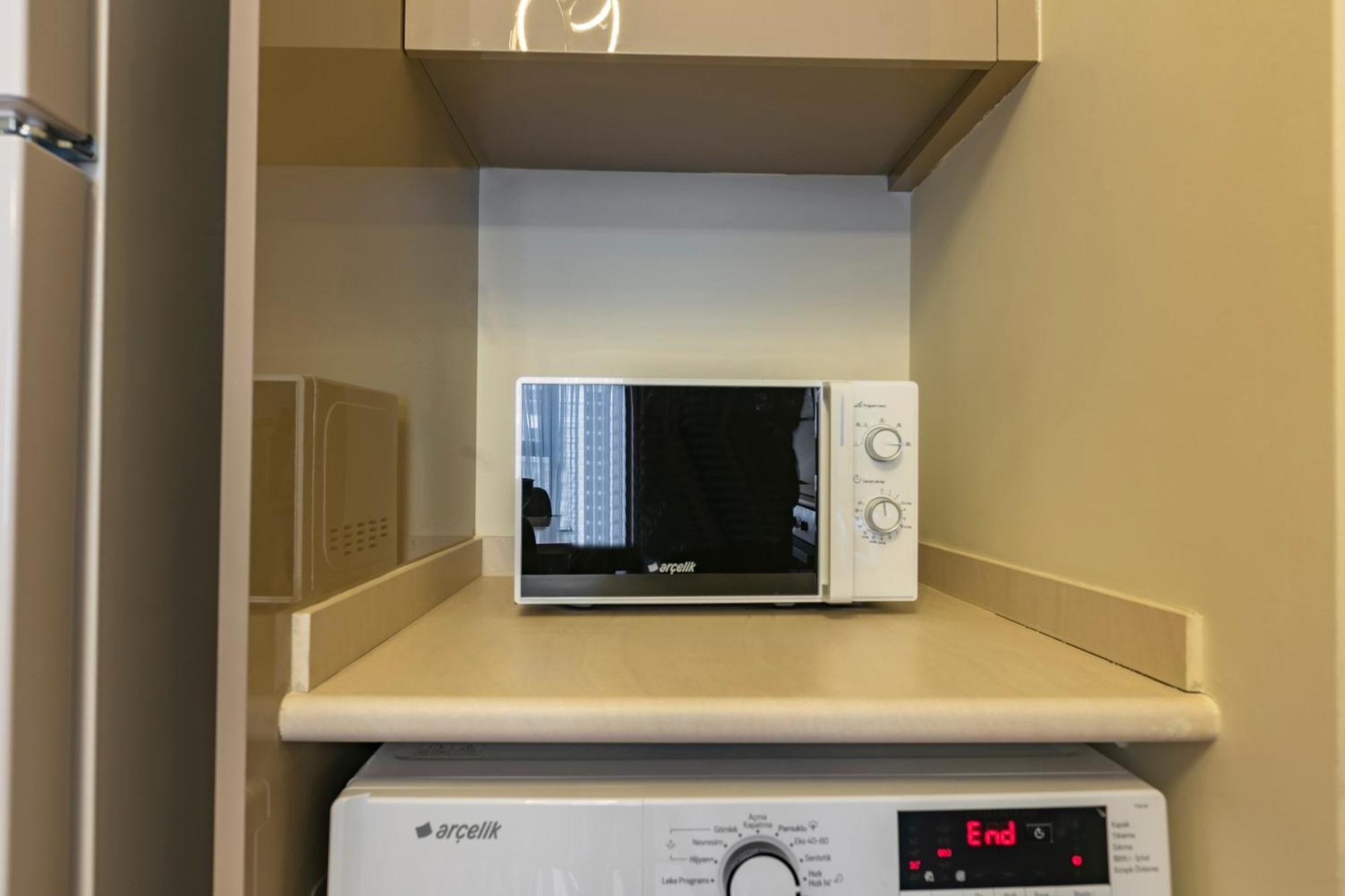 212 Outlet Karsisinda Lux N7 *