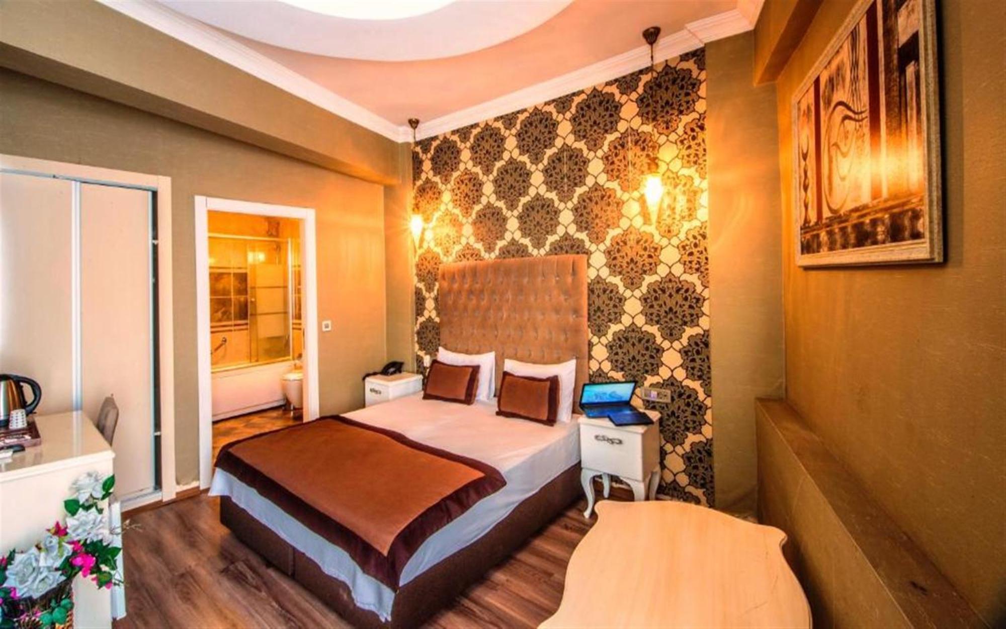 Montagna Hera Taksim 3*