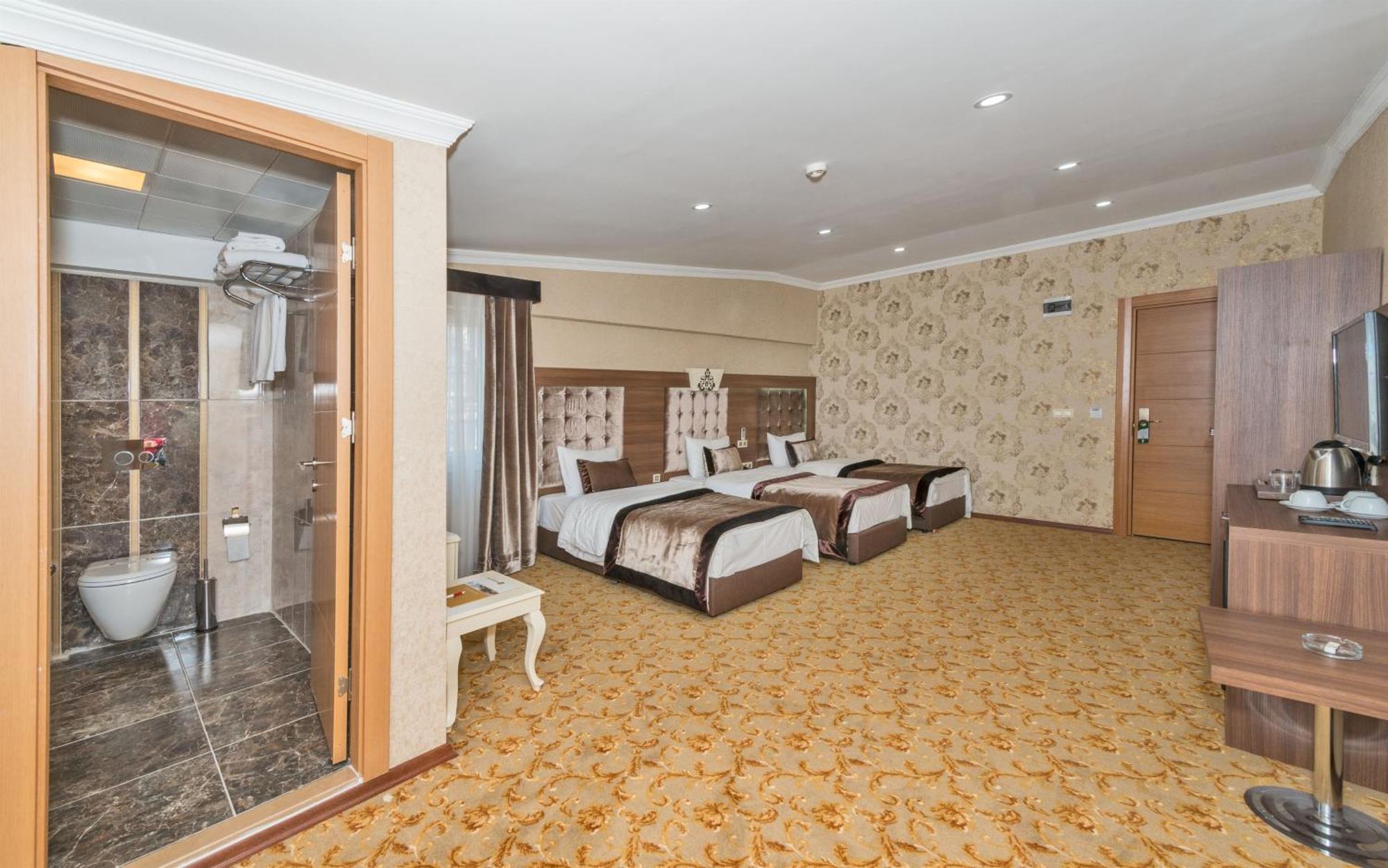 Montagna Hera Taksim 3*