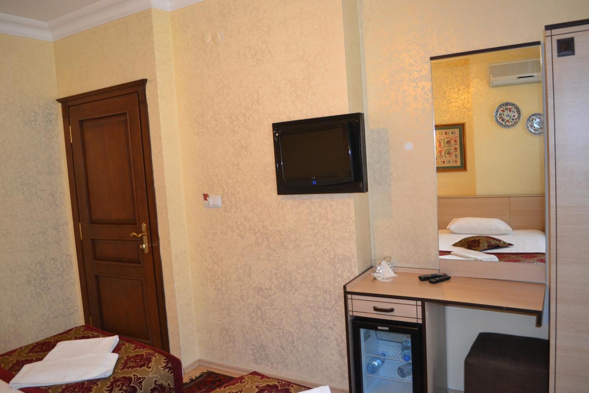 Hotel Art 3*