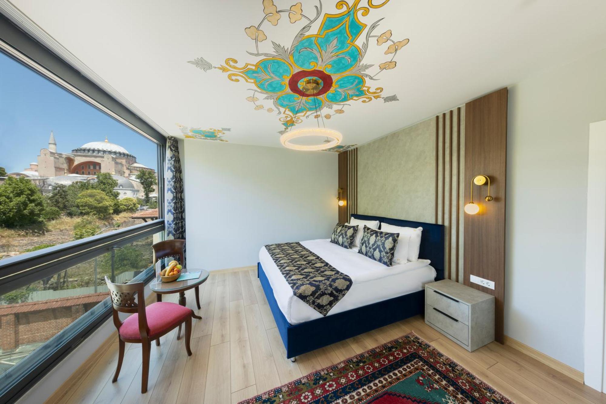 Seven Hills - Special Category Istambul