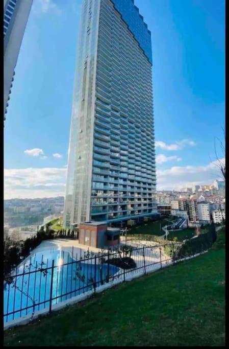 Modern Luxury At Sinpas Queen Apartment *