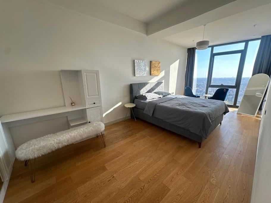 Modern Luxury At Sinpas Queen Apartment *