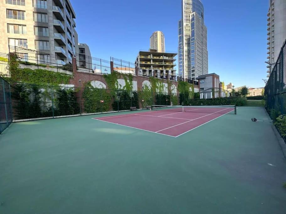 Modern Luxury At Sinpas Queen Apartment