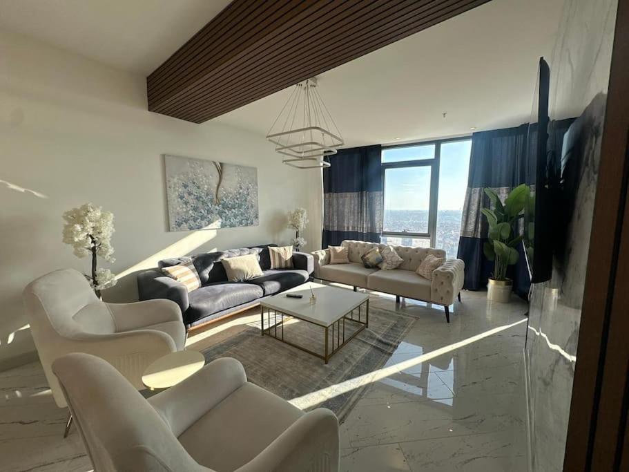 Apartment Modern Luxury At Sinpas Queen *