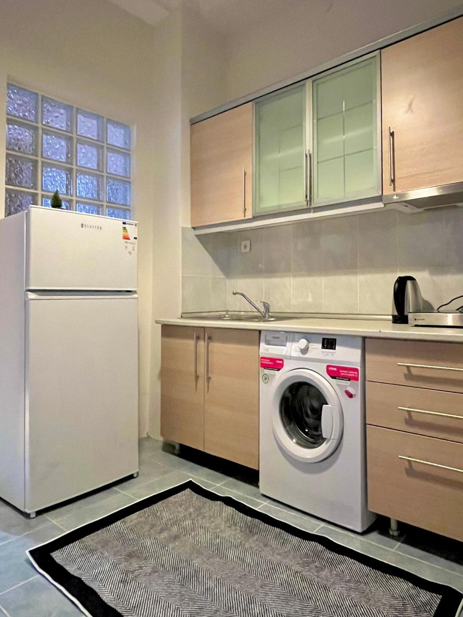 Aparthotel W/ New Furnitures Next To Istiklal Street And Taksim Square *