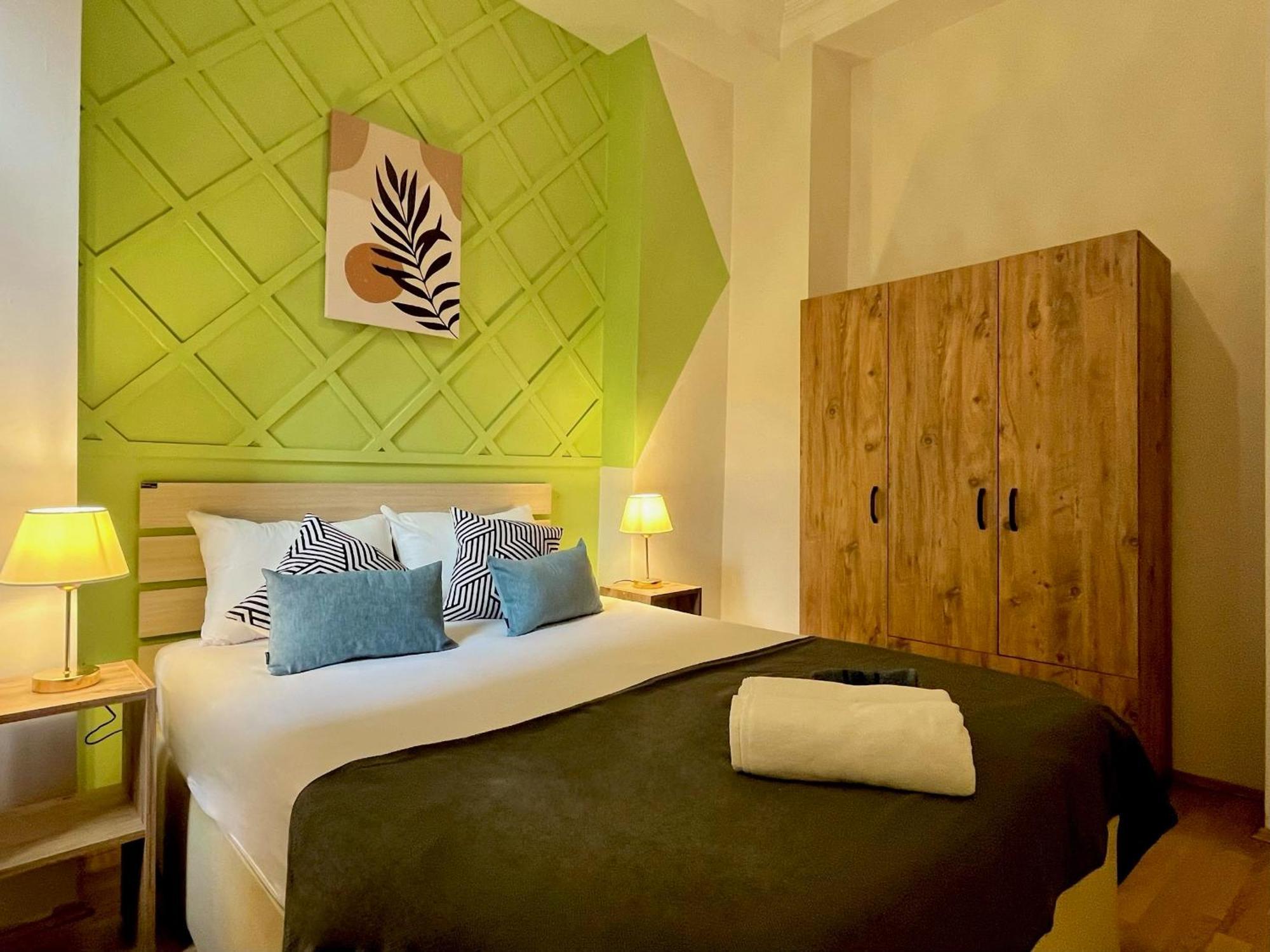 Aparthotel W/ New Furnitures Next To Istiklal Street And Taksim Square *