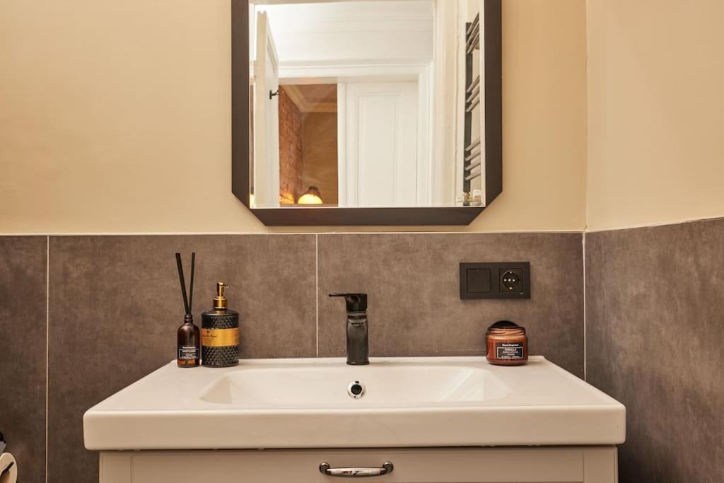 Apartment Spacious 3br 2bath Ac In Center - Santur D9 Istanbul