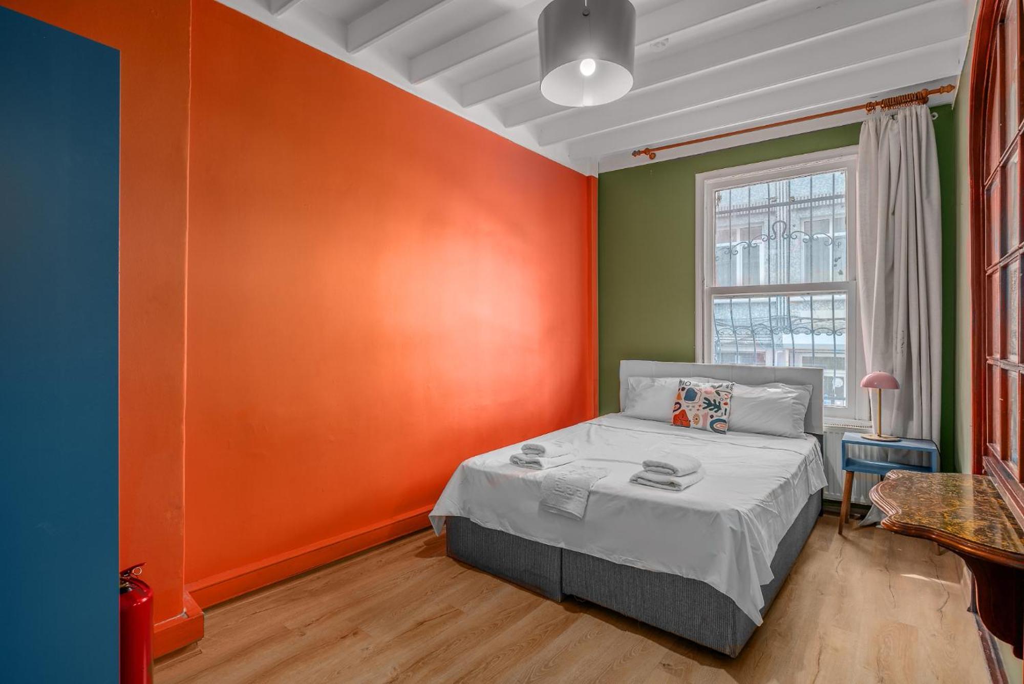 Flat 5 Min To Kadikoey Coastline * Istambul