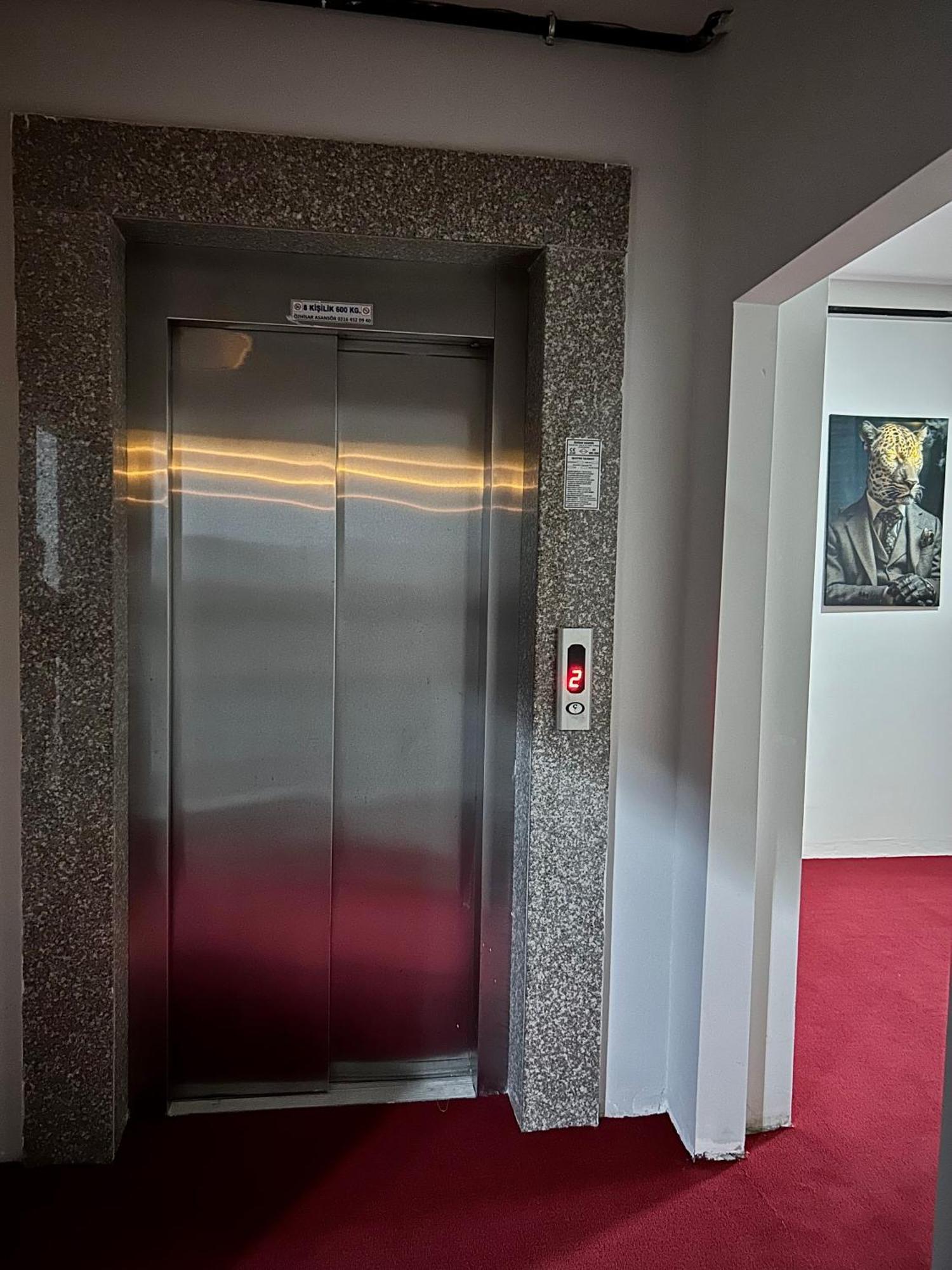 Libra Hotel