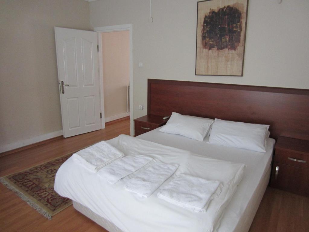 Flamingo Apart Aparthotel 3*
