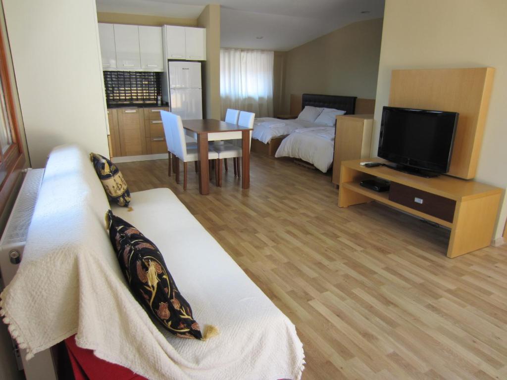 Aparthotel Flamingo Apart 3*