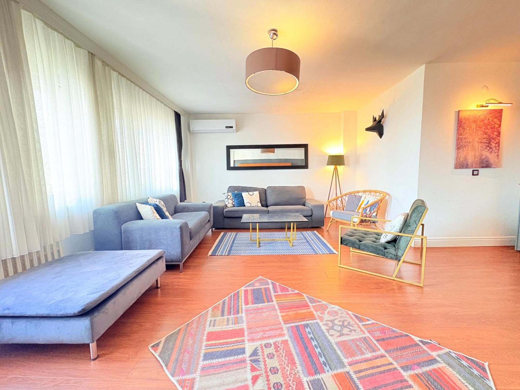 With 3br, Lift, Ac, Cihangir Daire *