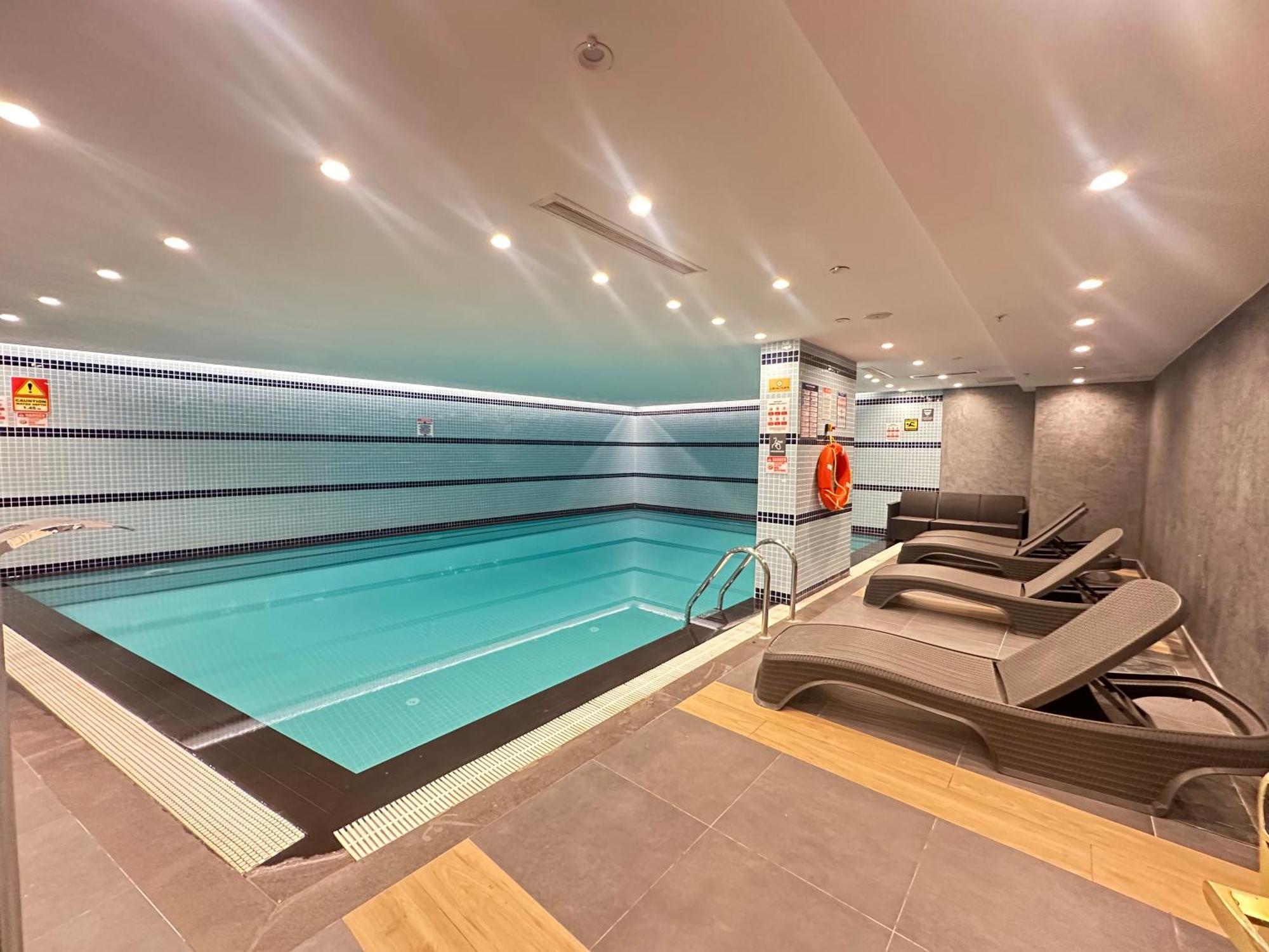 Hotel Maywood 4*
