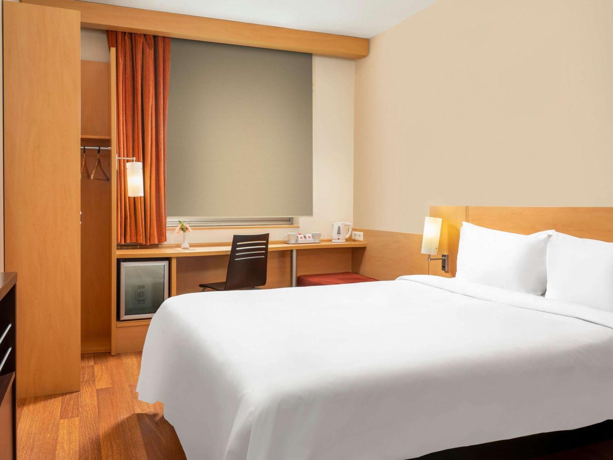 Ibis Zeytinburnu Hotel 3*