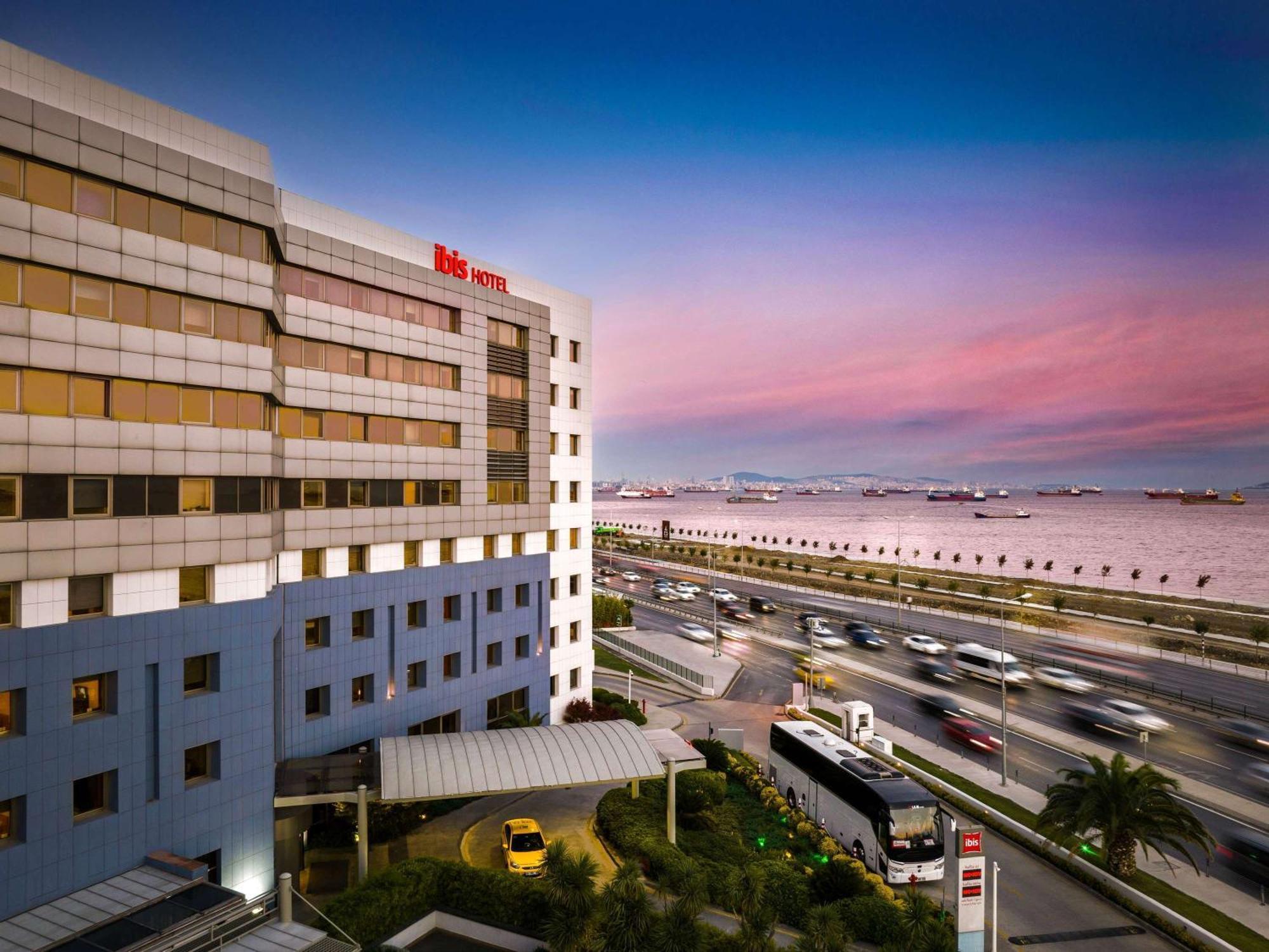Hotel Ibis Zeytinburnu 3*