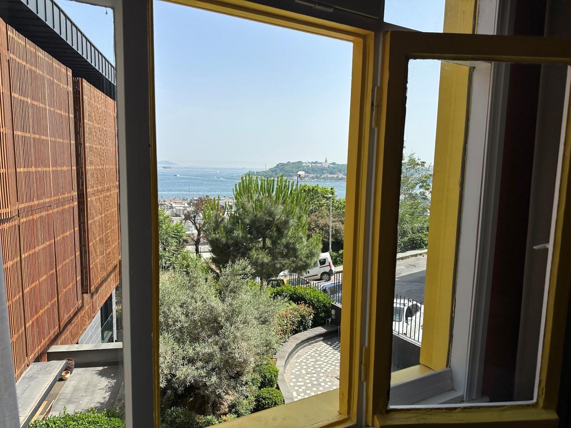 Fragments Hotel Istanbul