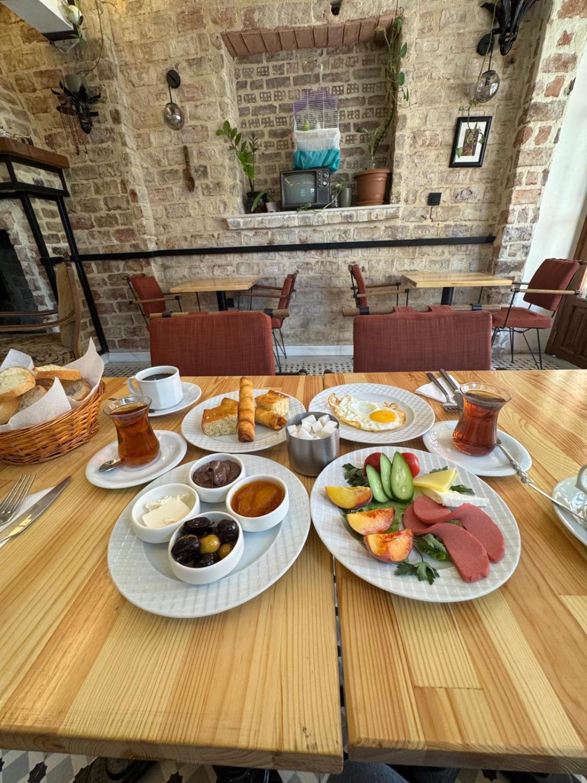 Nevana Hotel