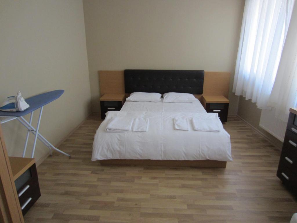 Aparthotel Flamingo Apart 3*