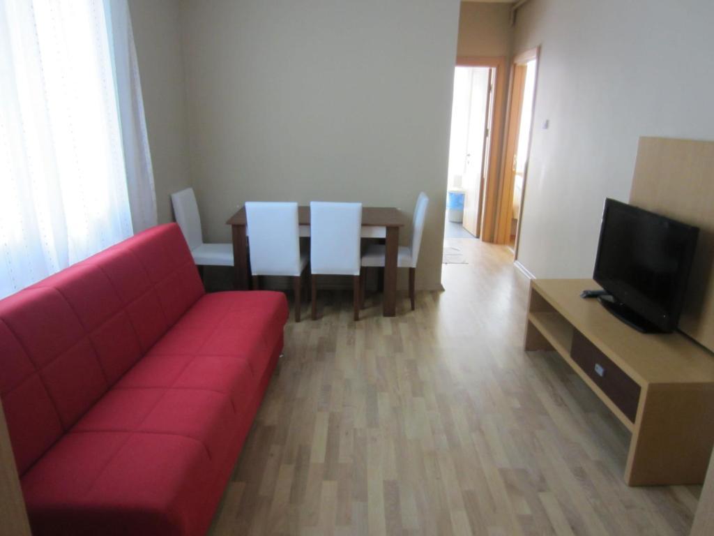 Flamingo Apart Aparthotel 3*